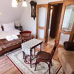 Kali Borhaz - Nyaralohazak *