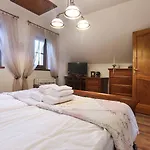 Kali Borhaz - Nyaralohazak Dom wakacyjny