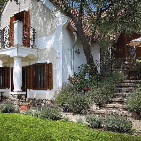 Kali Borhaz - Nyaralohazak Σπίτι διακοπών