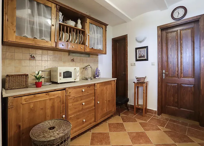 Káli Borház - * Köveskál