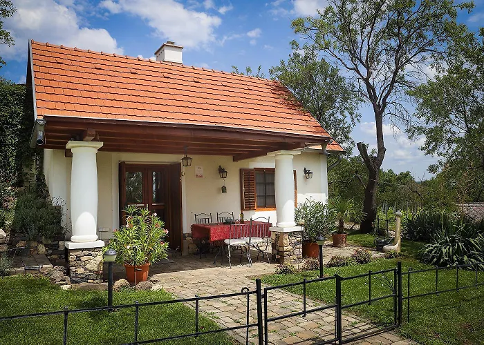 Káli Borház - Köveskál